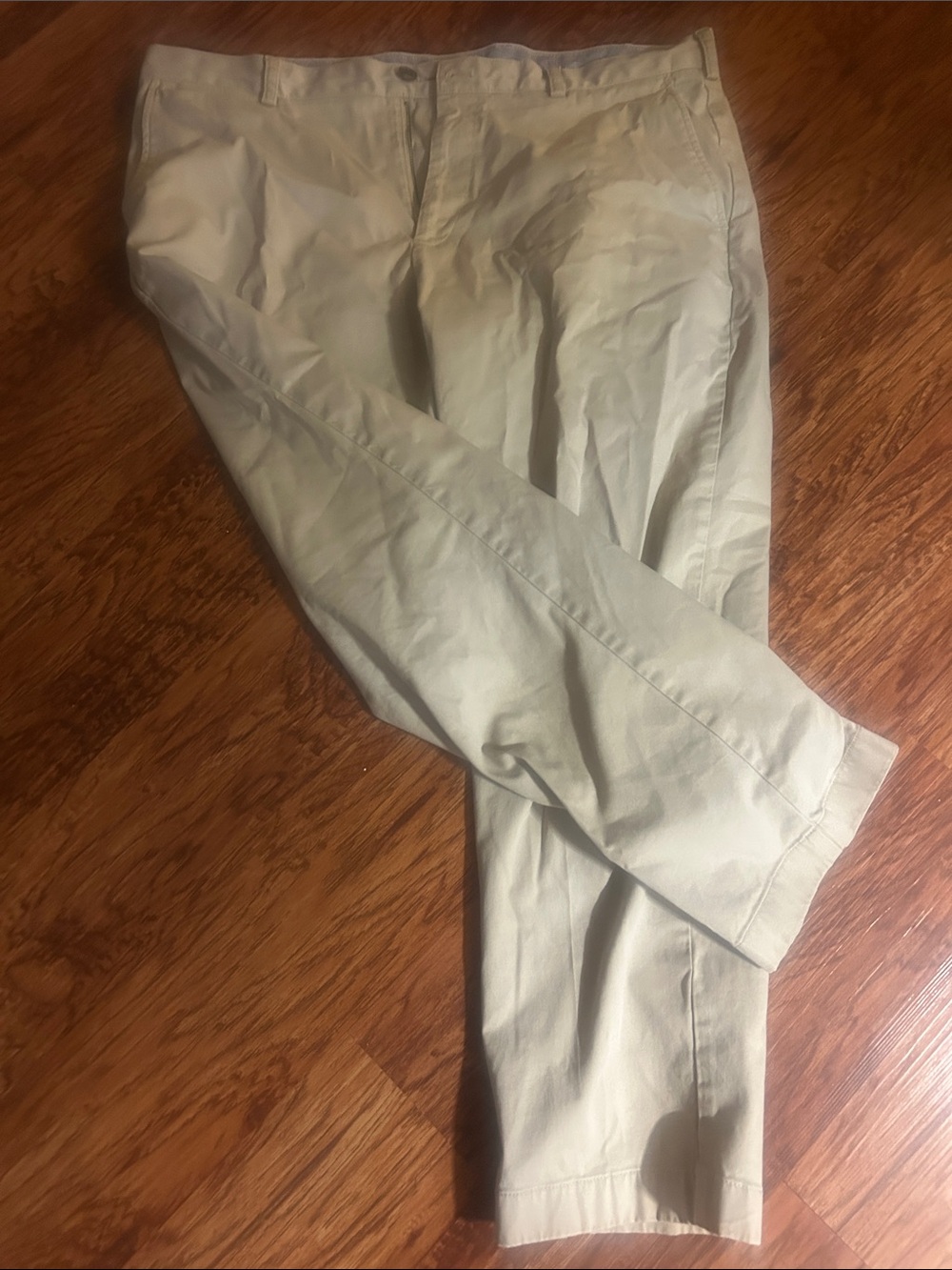 Brooks Brothers Men's Chino Pants in Light Khaki